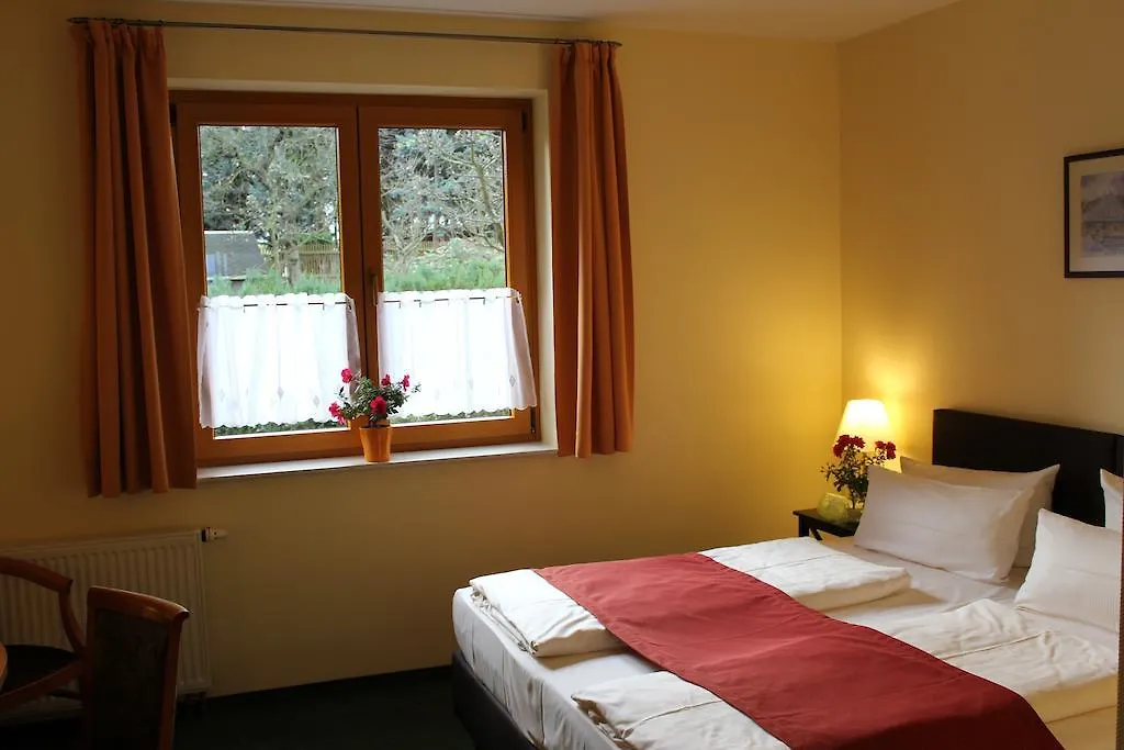 Landhotel Dresden 3*,