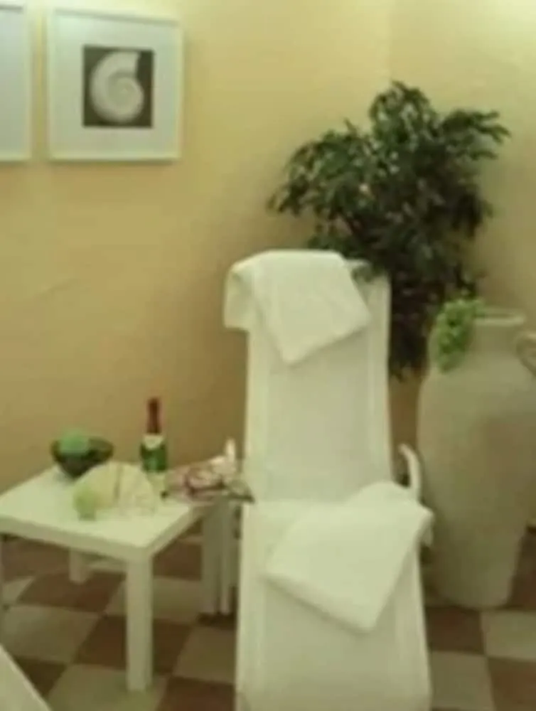 Landhotel Dresden 3*,  Germany