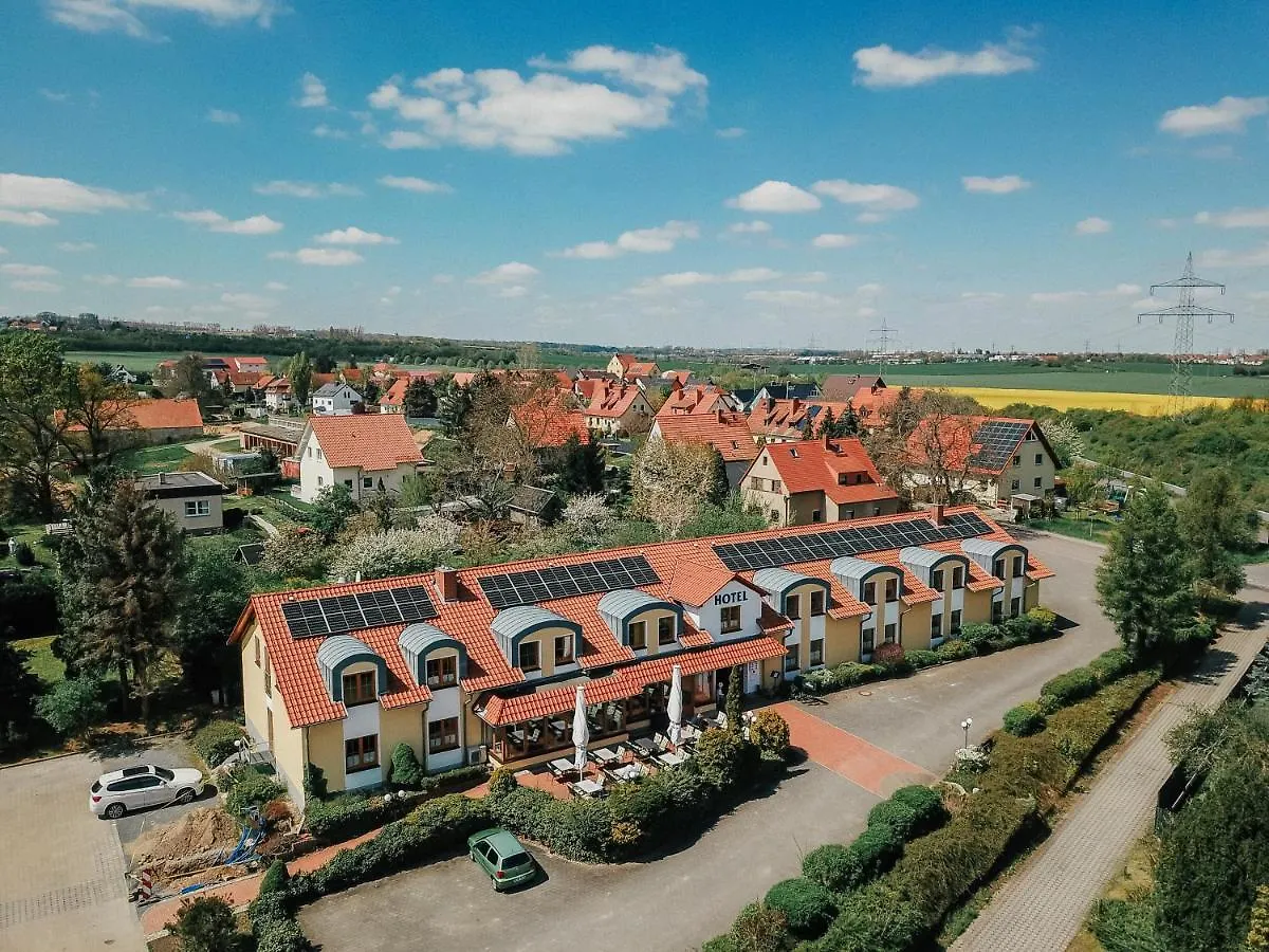 Landhotel Dresden contacts