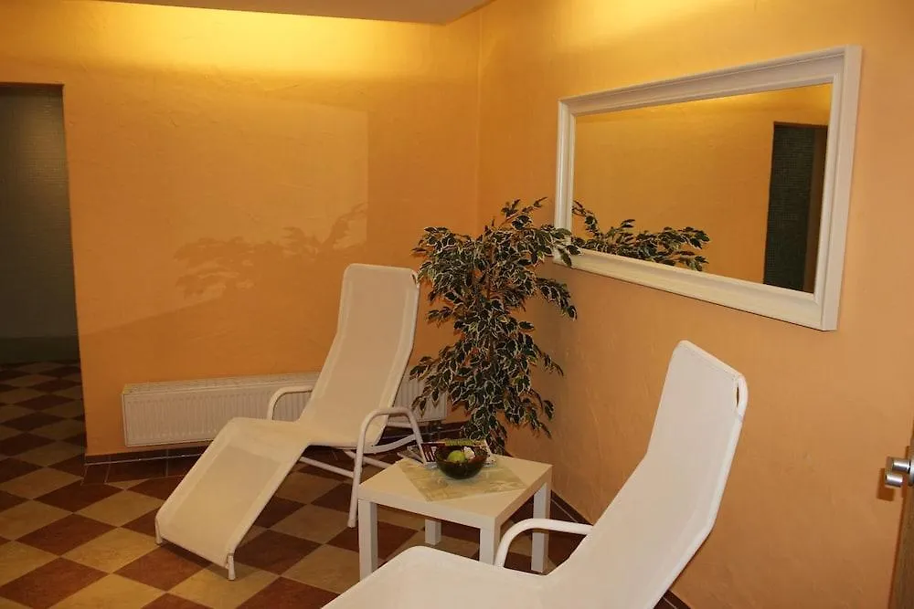Landhotel Dresden 3*,